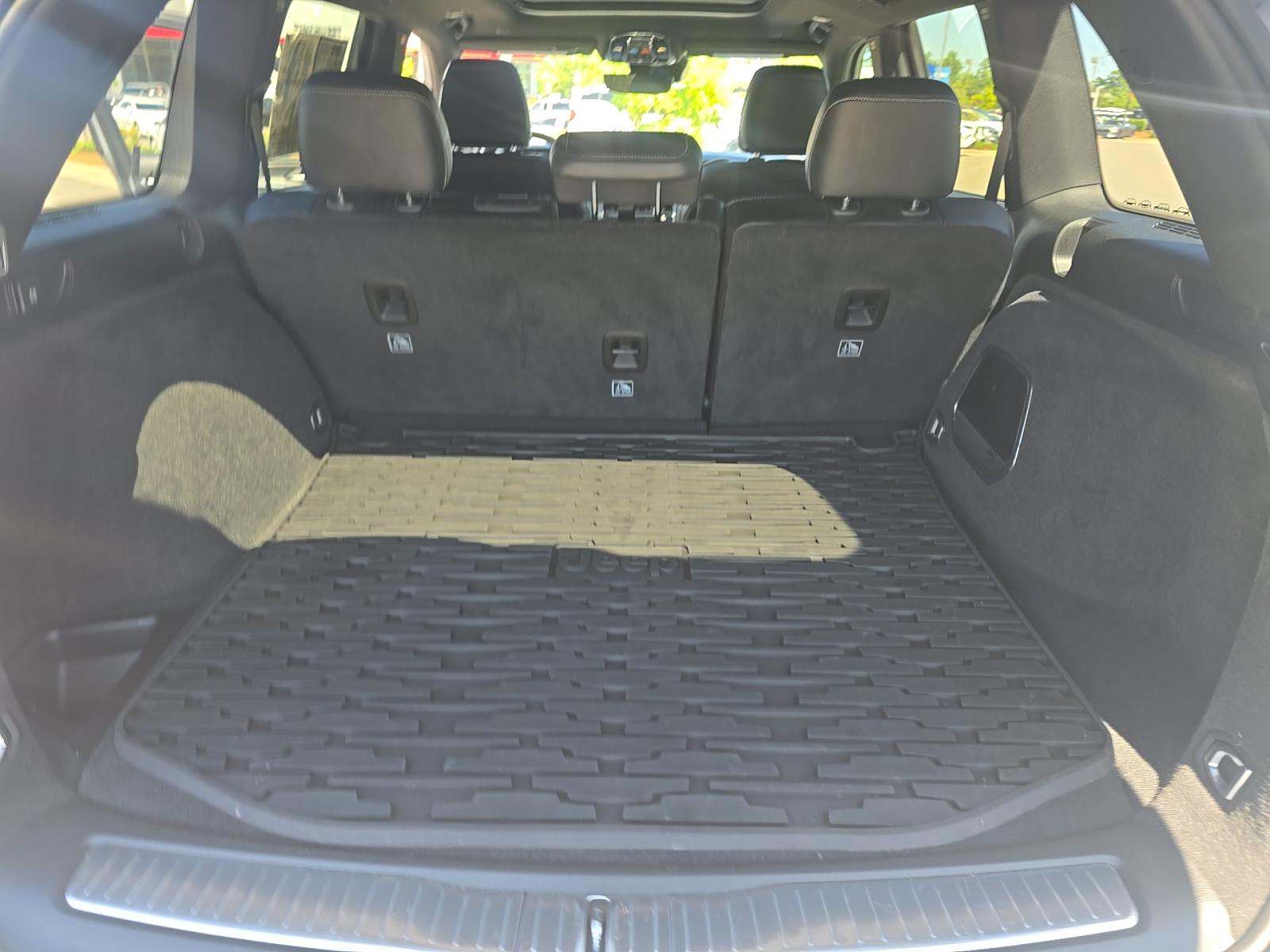 JEEP GRAND CHEROKEE - 10