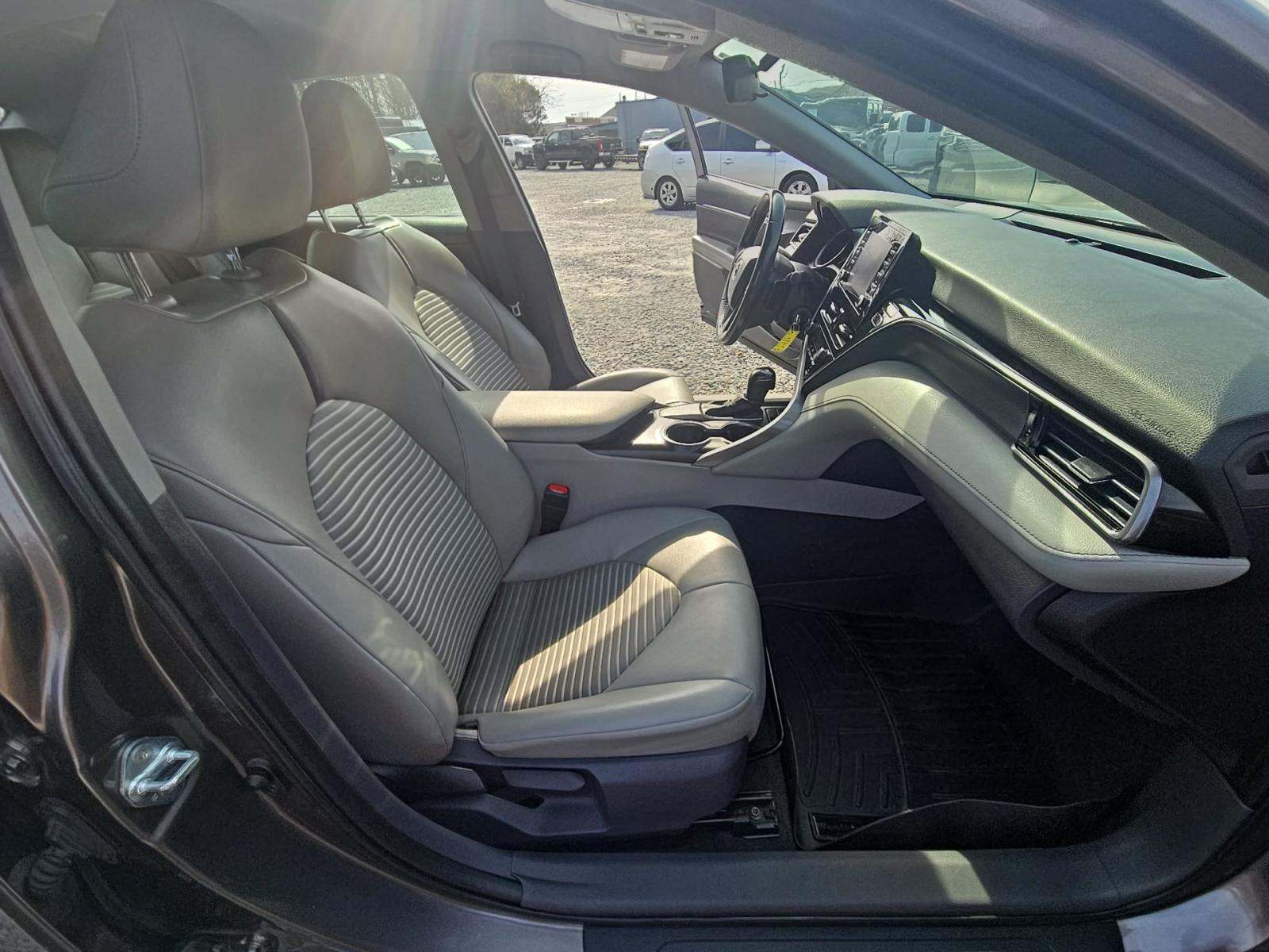 2021 Toyota Camry SE FWD