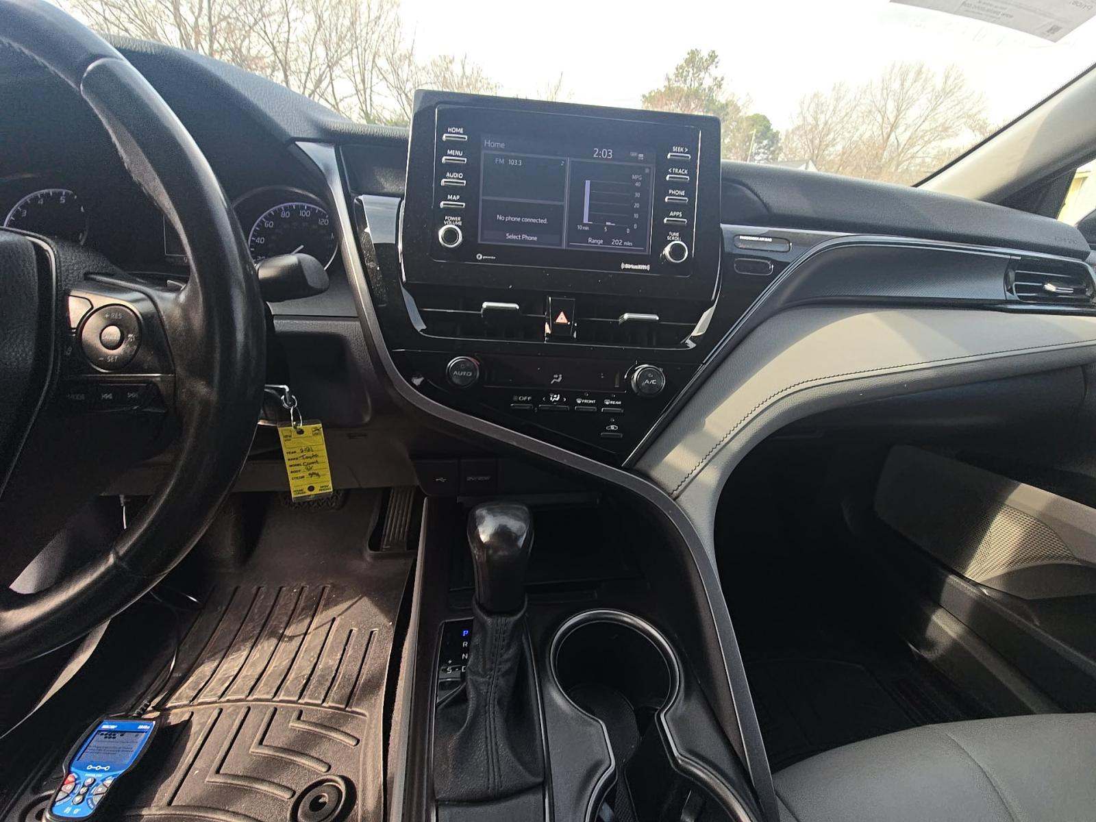 2021 Toyota Camry SE FWD