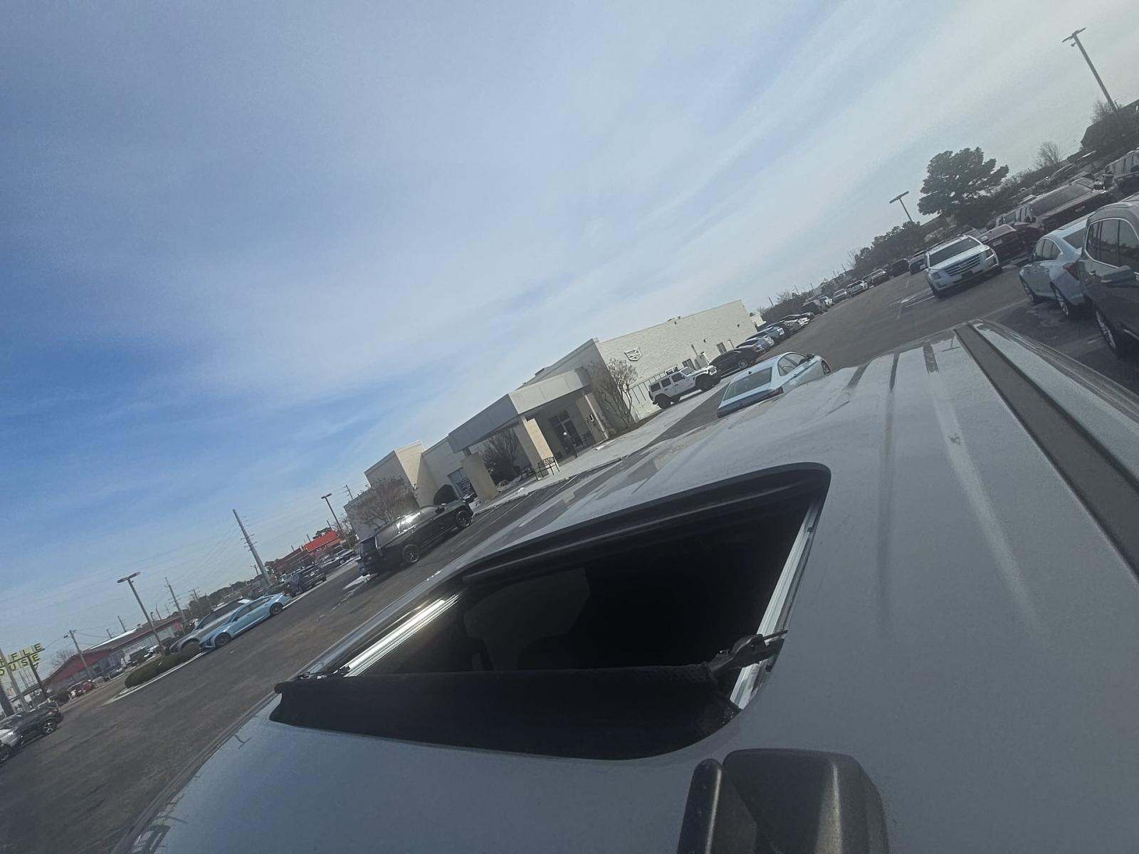 CHEVROLET SILVERADO - 8