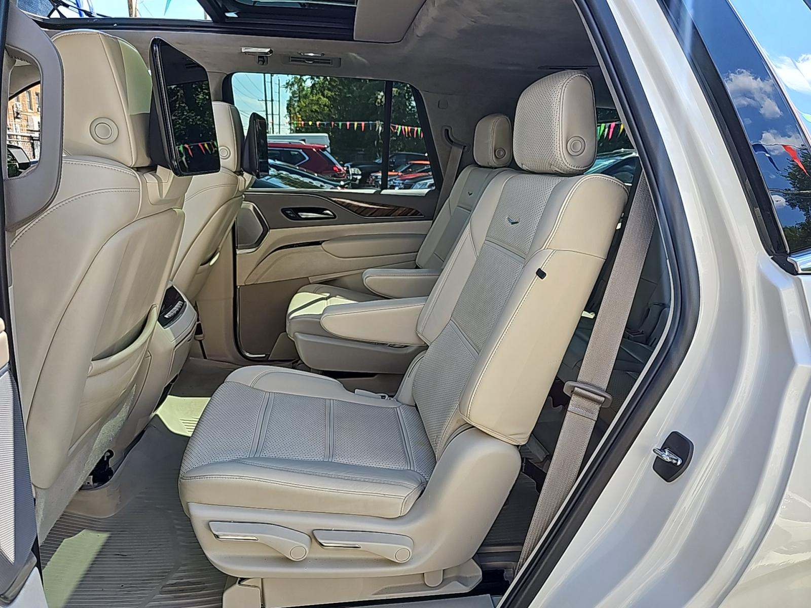 2022 Cadillac Escalade Premium Luxury Platinum AWD