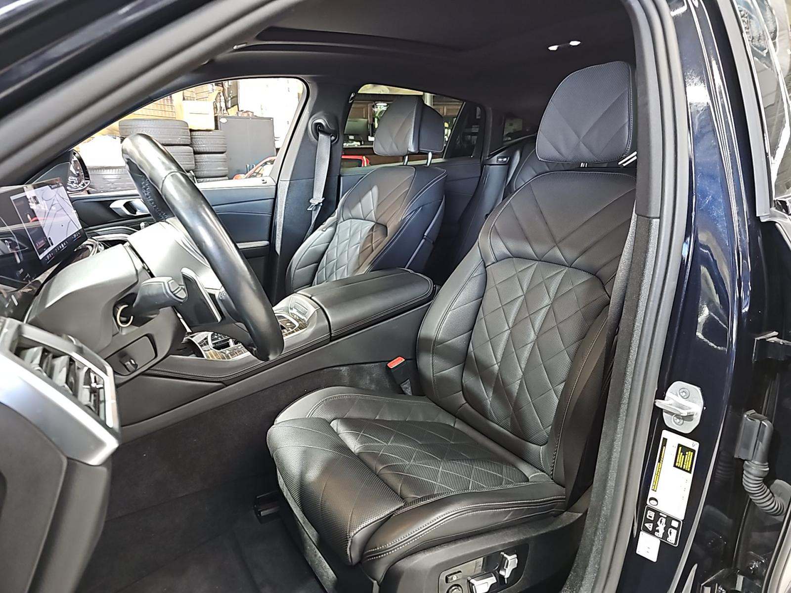 2025 BMW X6 xDrive40i AWD