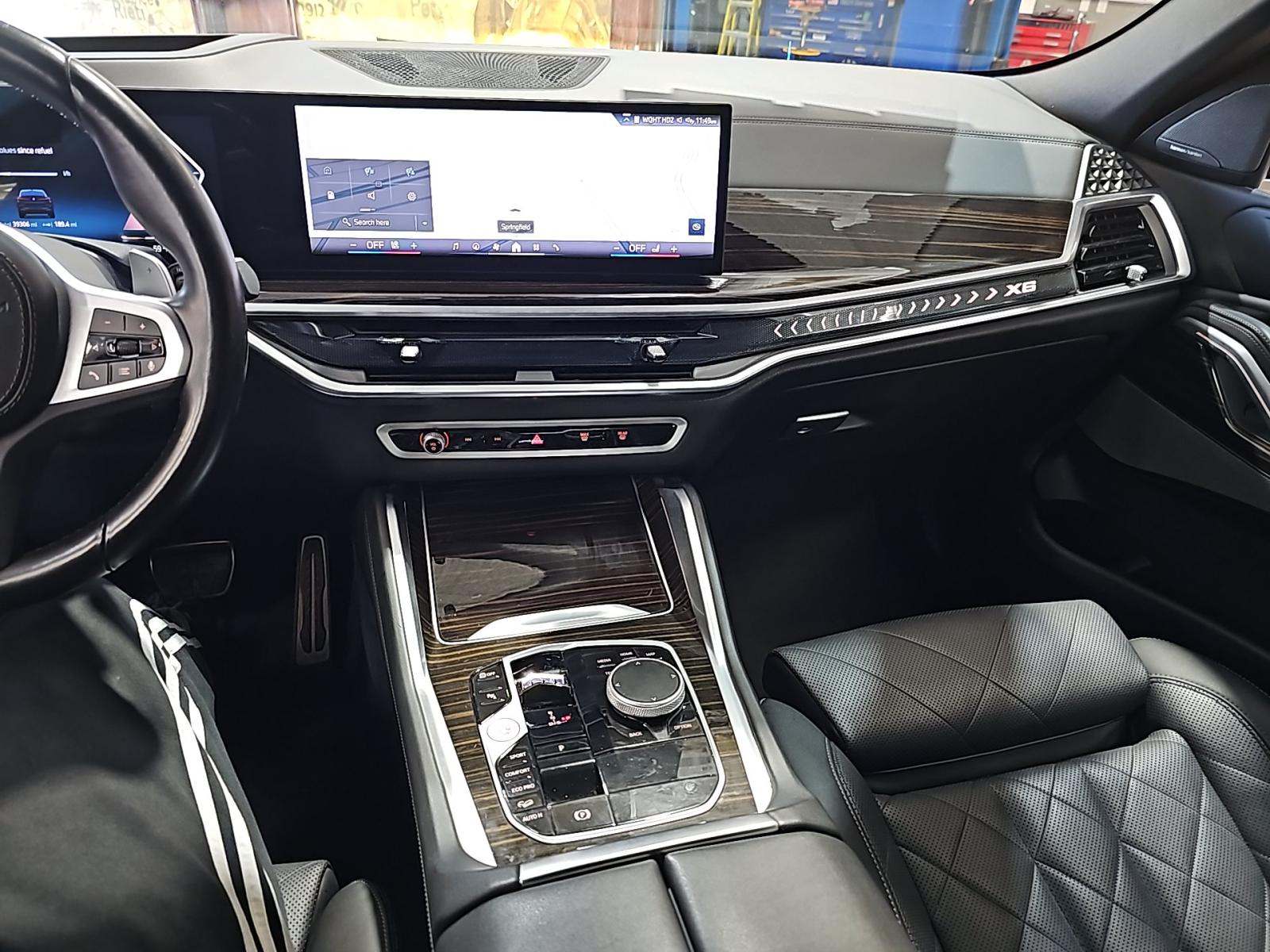 2025 BMW X6 xDrive40i AWD