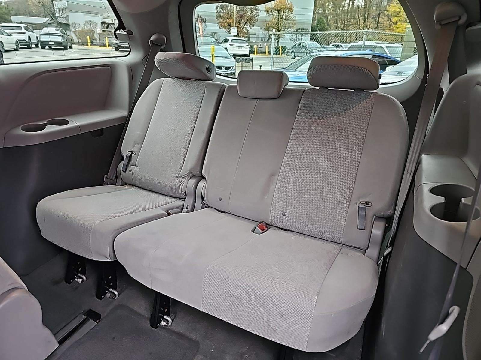 2017 Toyota Sienna L FWD