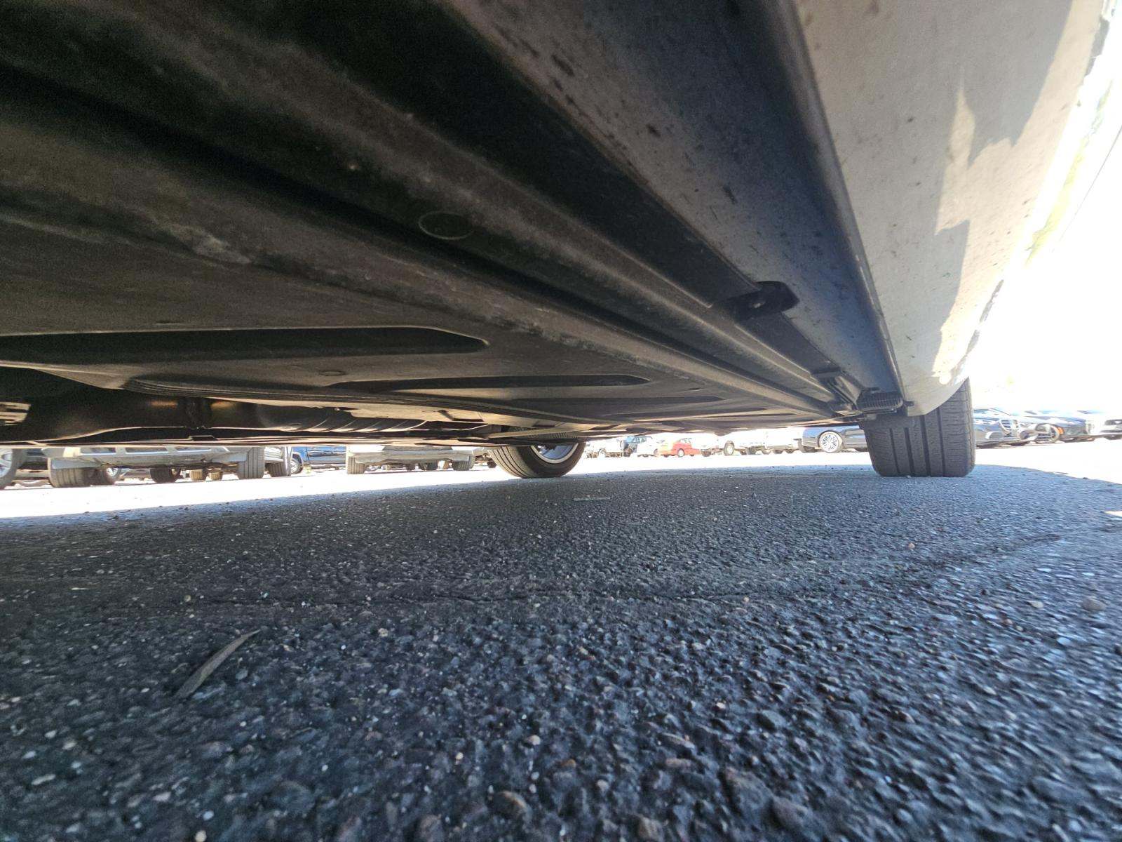 MERCEDES-BENZ E-CLASS - 7