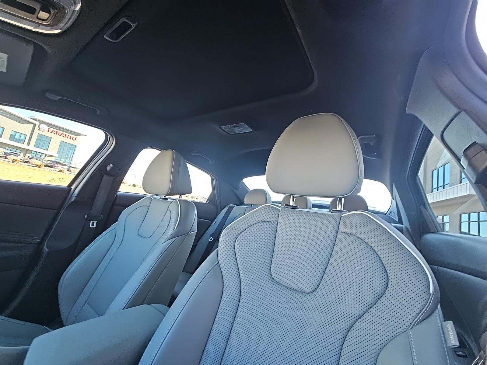 2025 Hyundai Elantra Hybrid Limited FWD