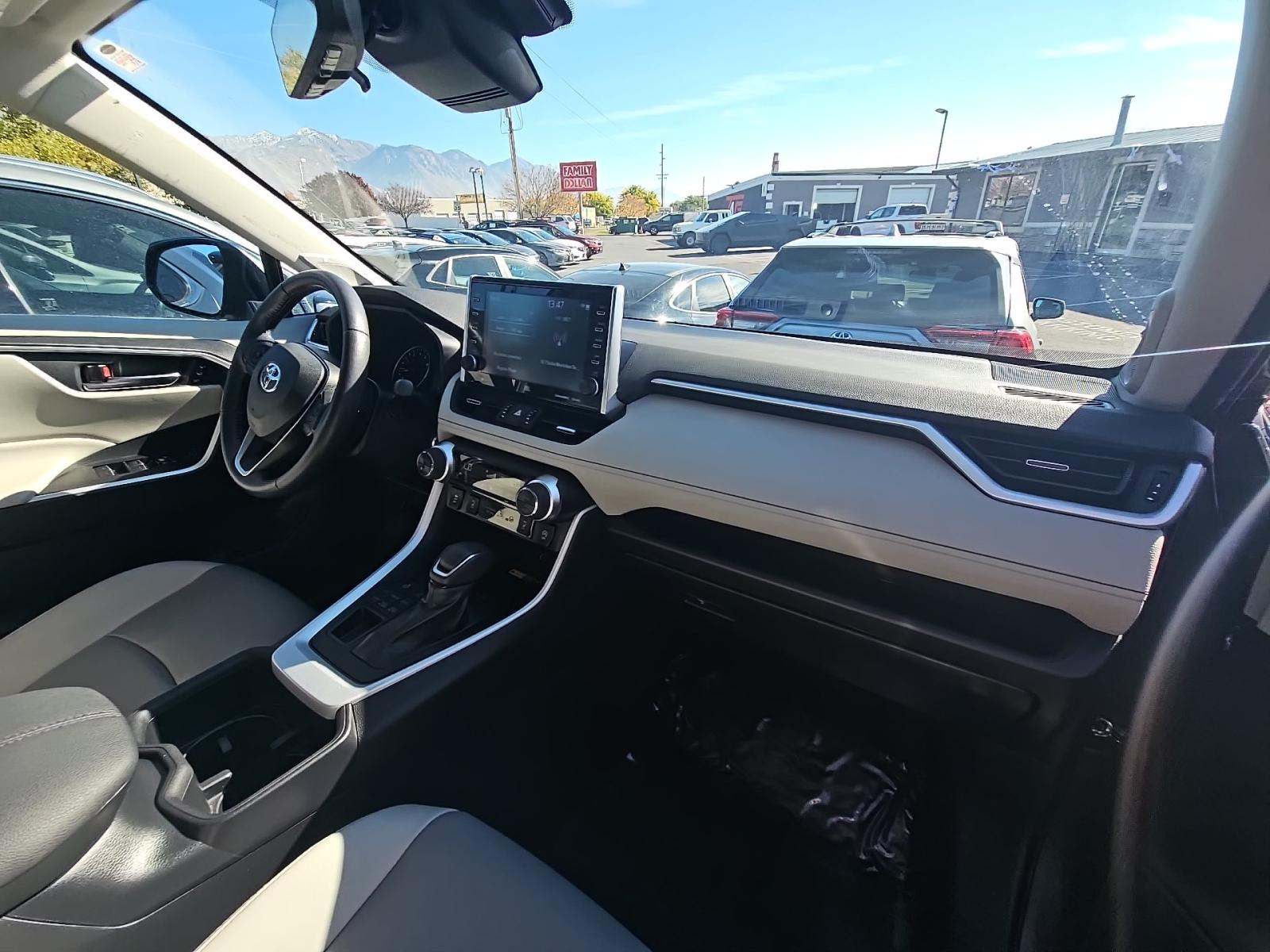 2022 Toyota RAV4 XLE Premium AWD