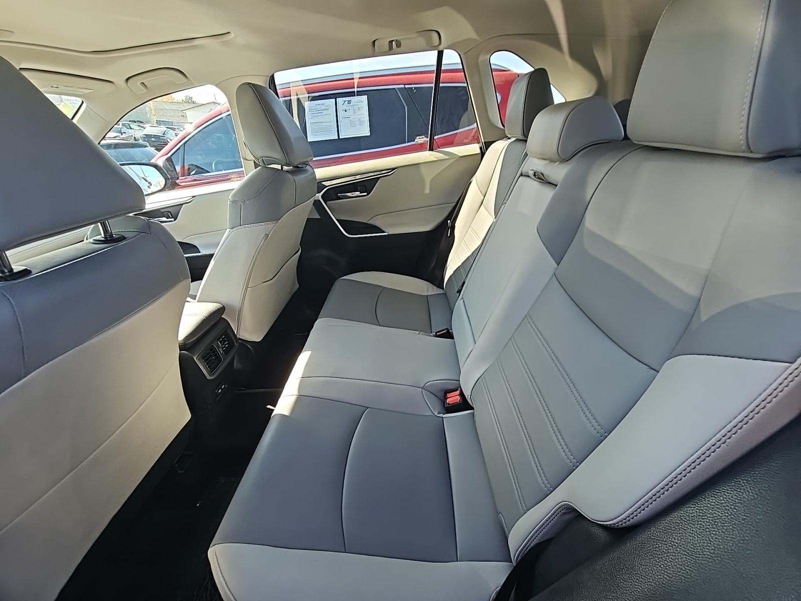 2022 Toyota RAV4 XLE Premium AWD