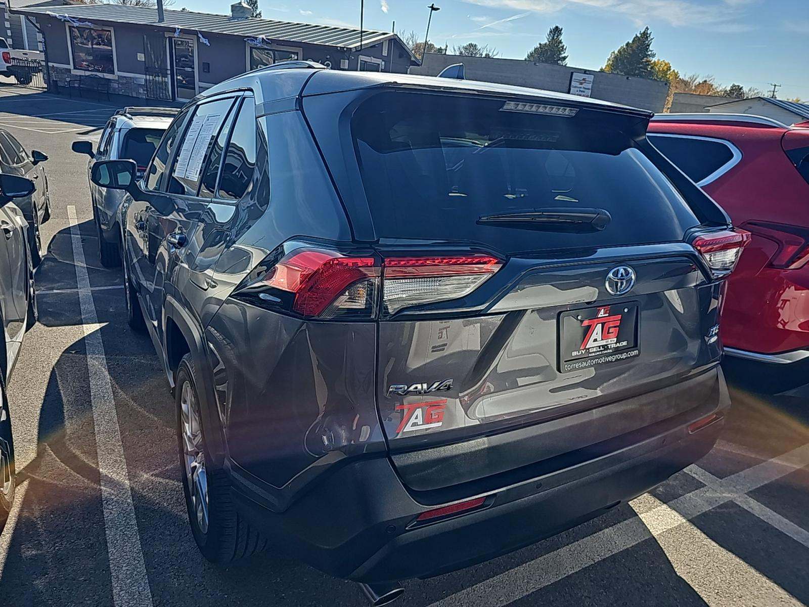 2022 Toyota RAV4 XLE Premium AWD