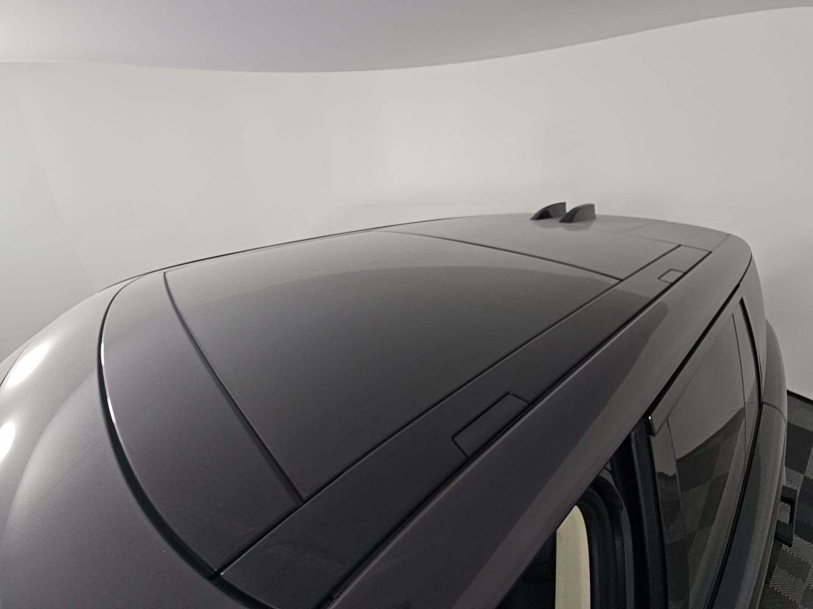 2023 Land Rover Range Rover SE AWD