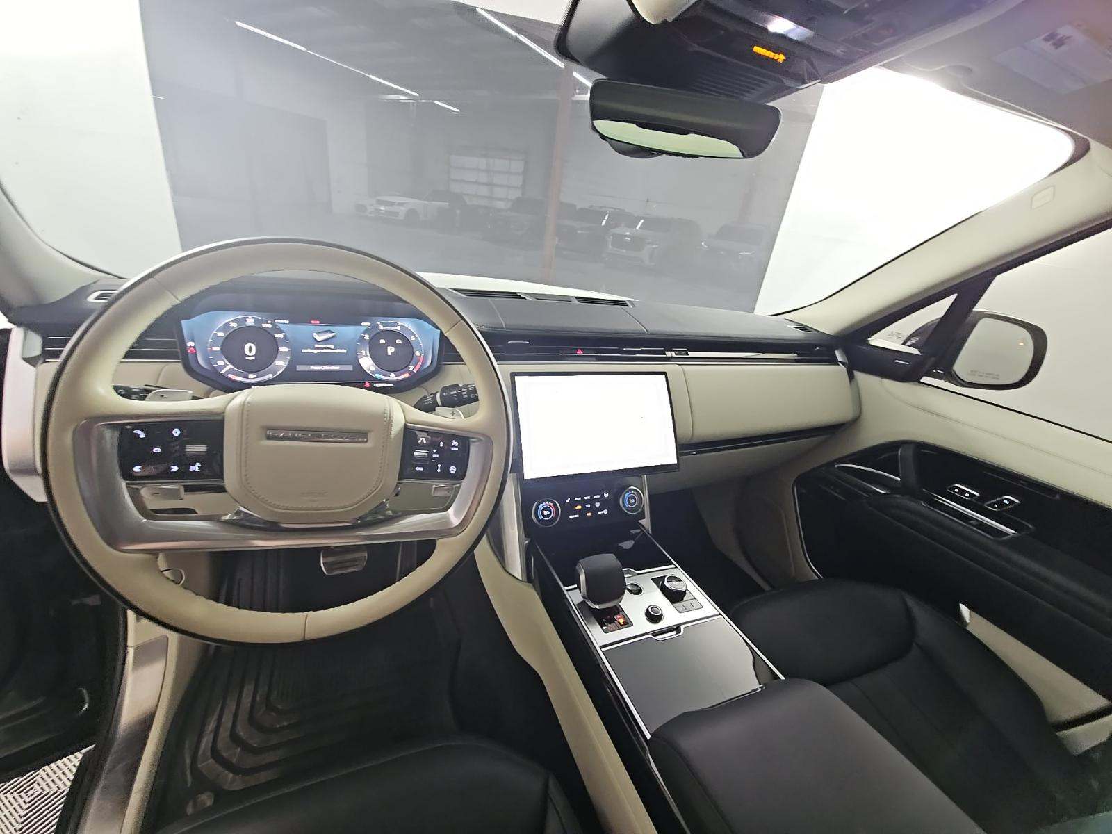 2023 Land Rover Range Rover SE AWD