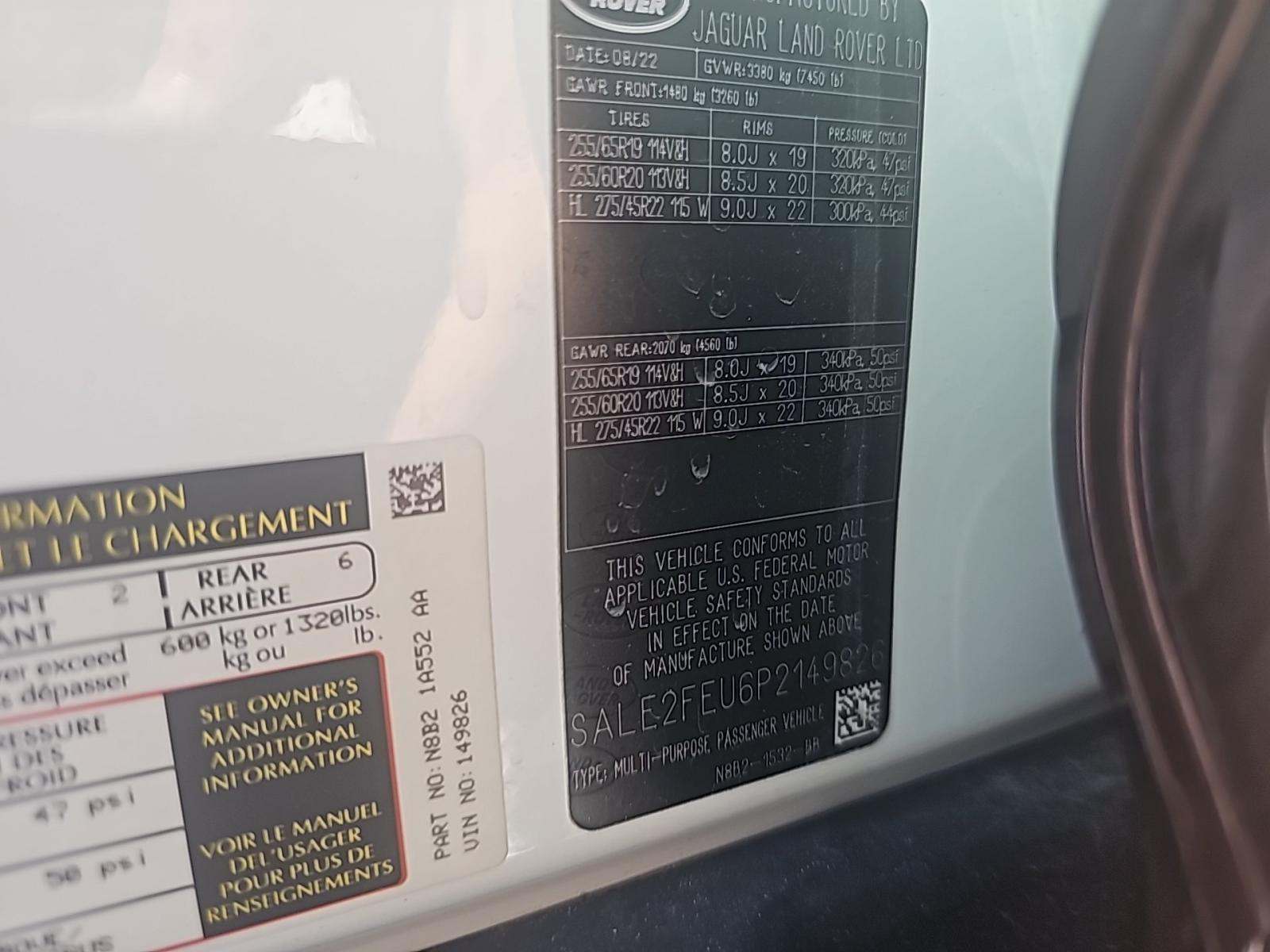 2023 Land Rover Defender 130 X-Dynamic SE AWD