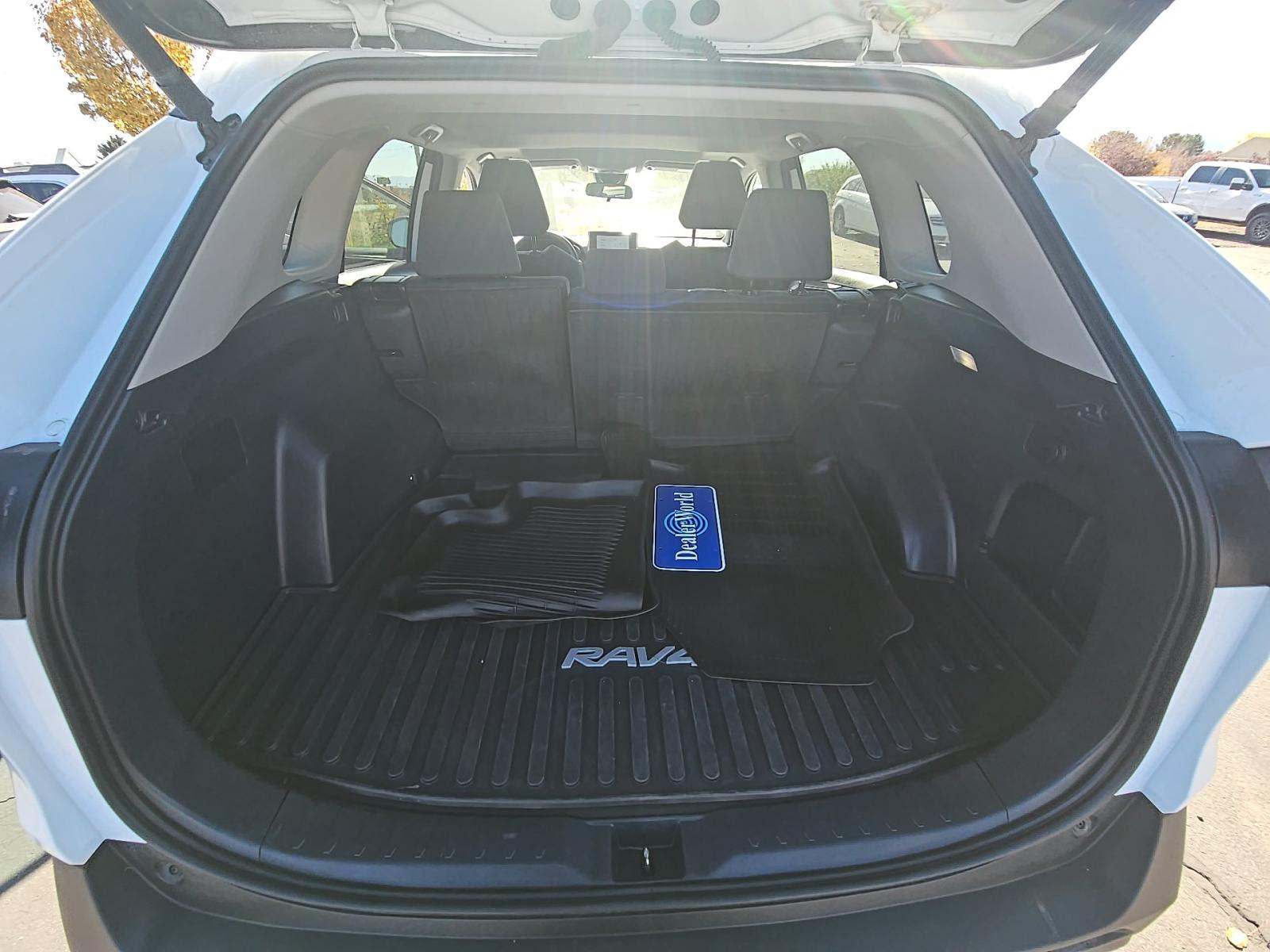 2024 Toyota RAV4 XLE AWD