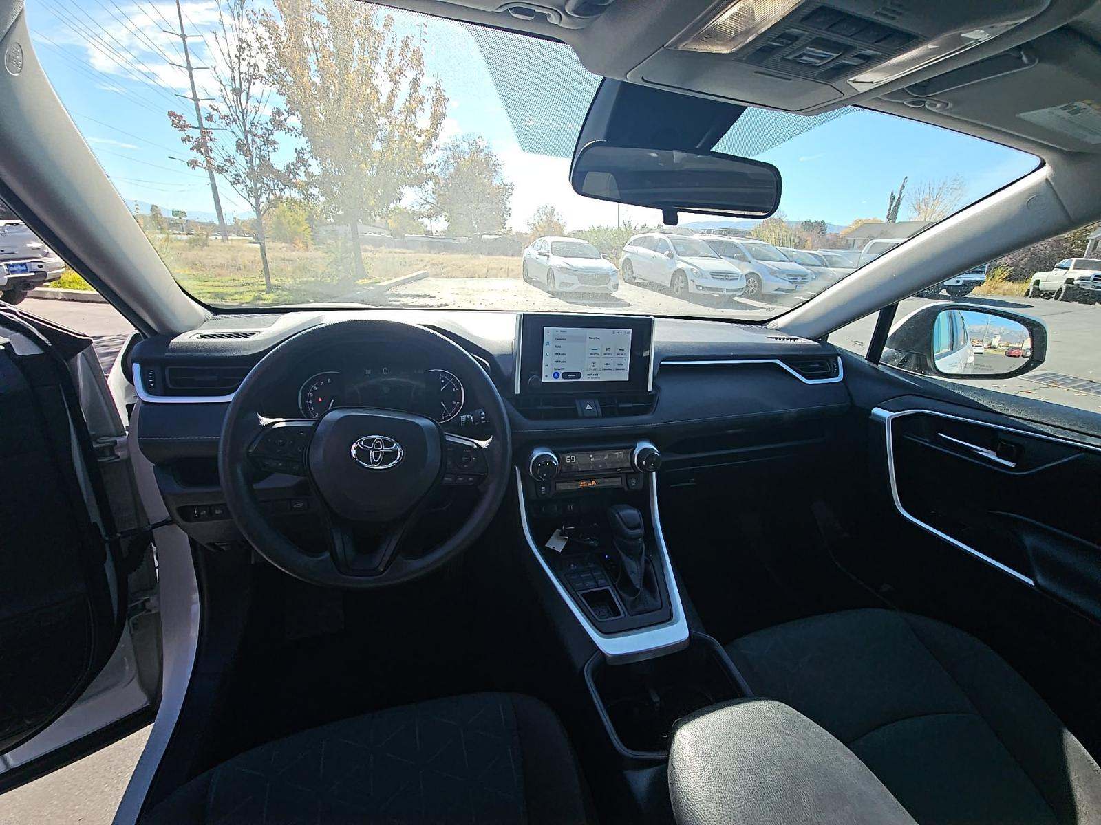 2024 Toyota RAV4 XLE AWD