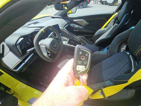 CHEVROLET STINGRAY - 8