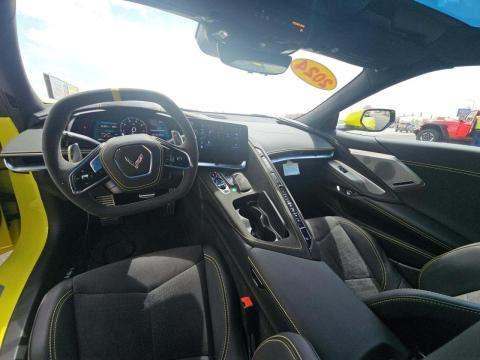 CHEVROLET STINGRAY - 10