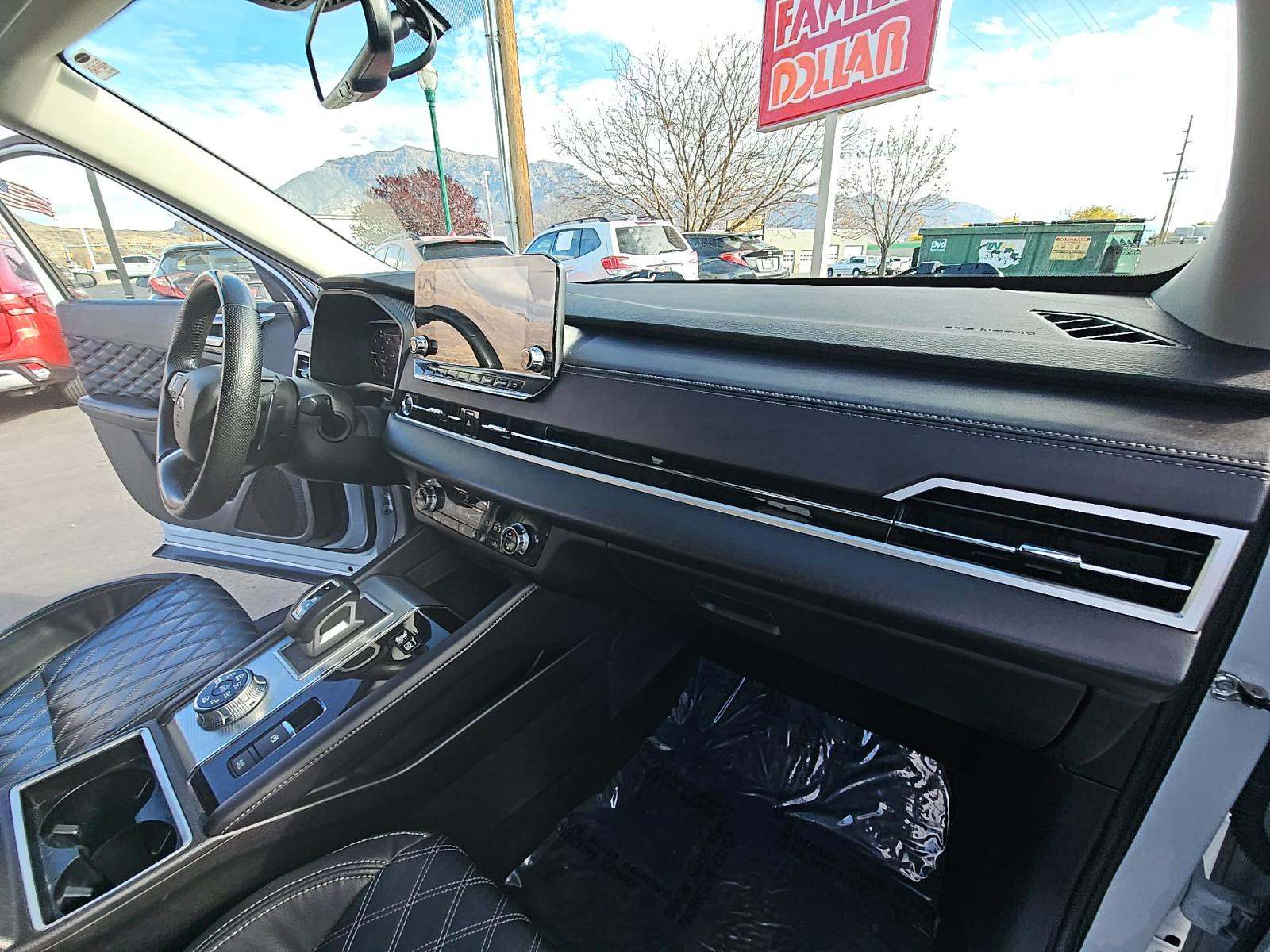 2023 Mitsubishi Outlander PHEV SEL AWD