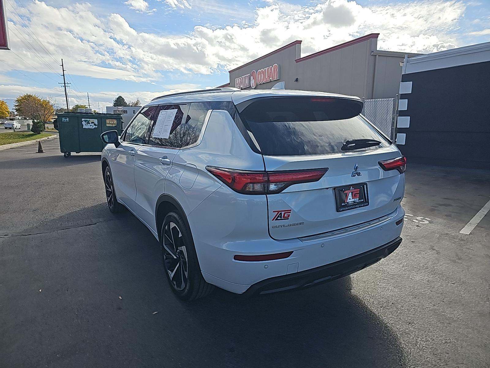 2023 Mitsubishi Outlander PHEV SEL AWD