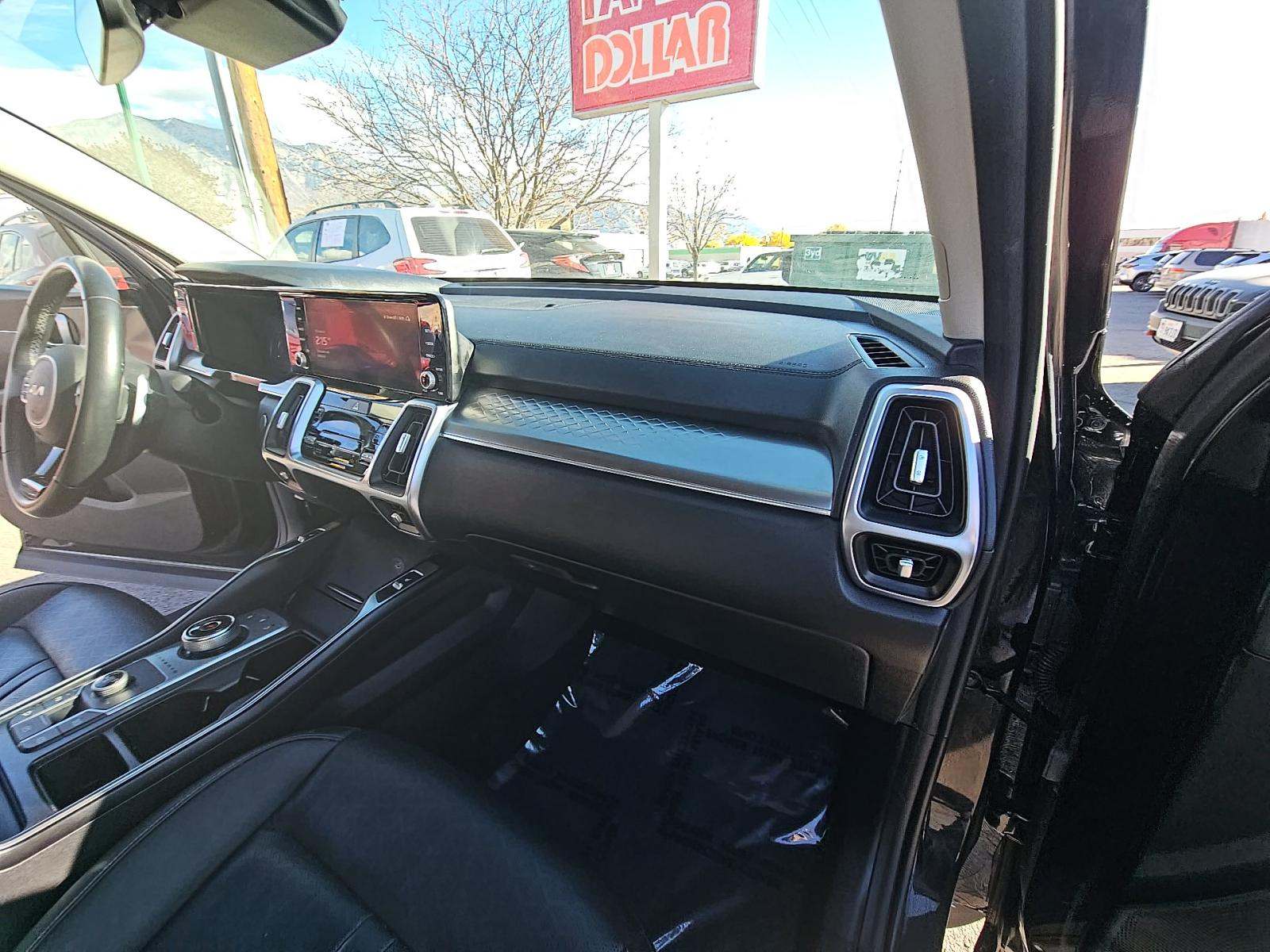 2023 Kia Sorento Hybrid EX AWD