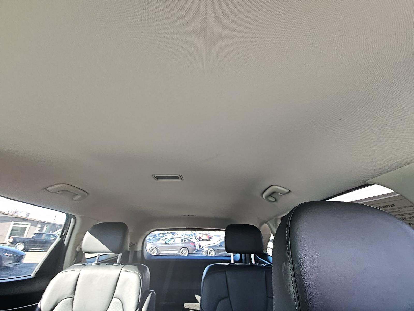 2023 Kia Sorento Hybrid EX AWD