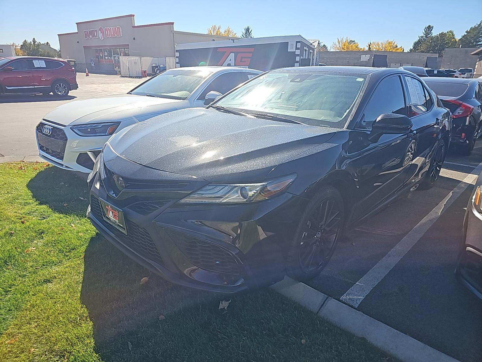 2022 Toyota Camry Hybrid XSE FWD