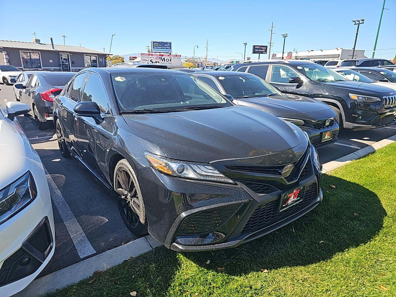 2022 Toyota Camry Hybrid XSE FWD