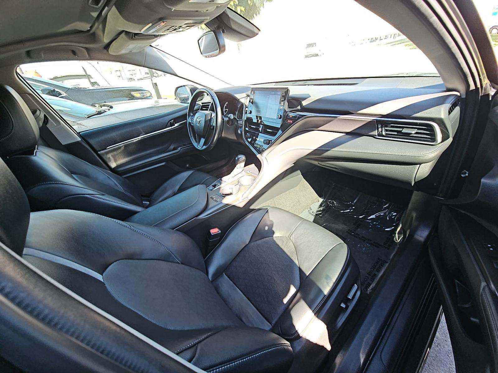 2022 Toyota Camry Hybrid XSE FWD