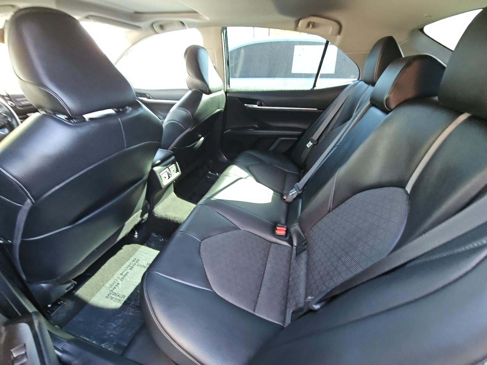 2022 Toyota Camry Hybrid XSE FWD