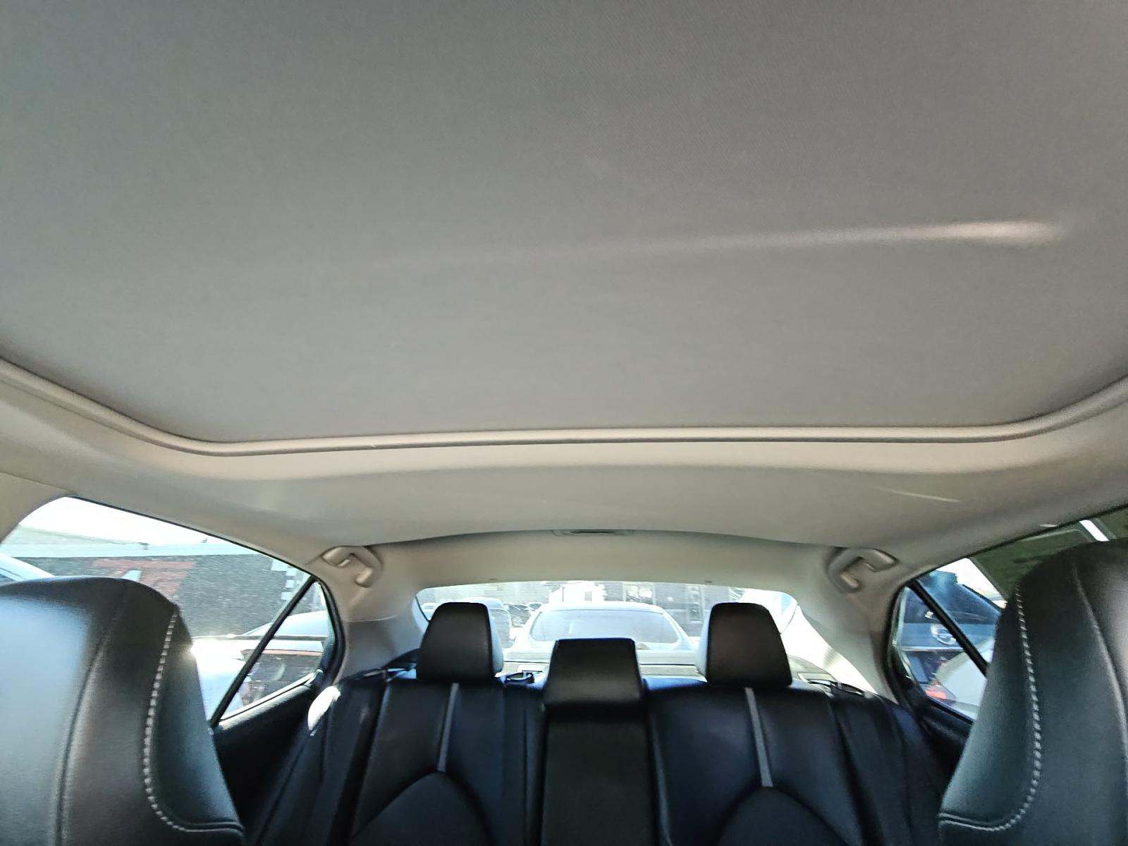 2022 Toyota Camry Hybrid XSE FWD