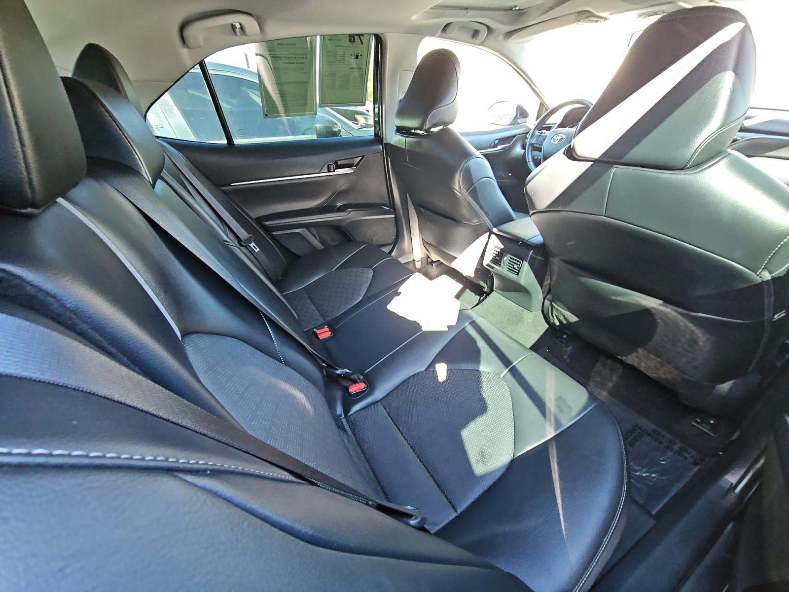 2022 Toyota Camry Hybrid XSE FWD