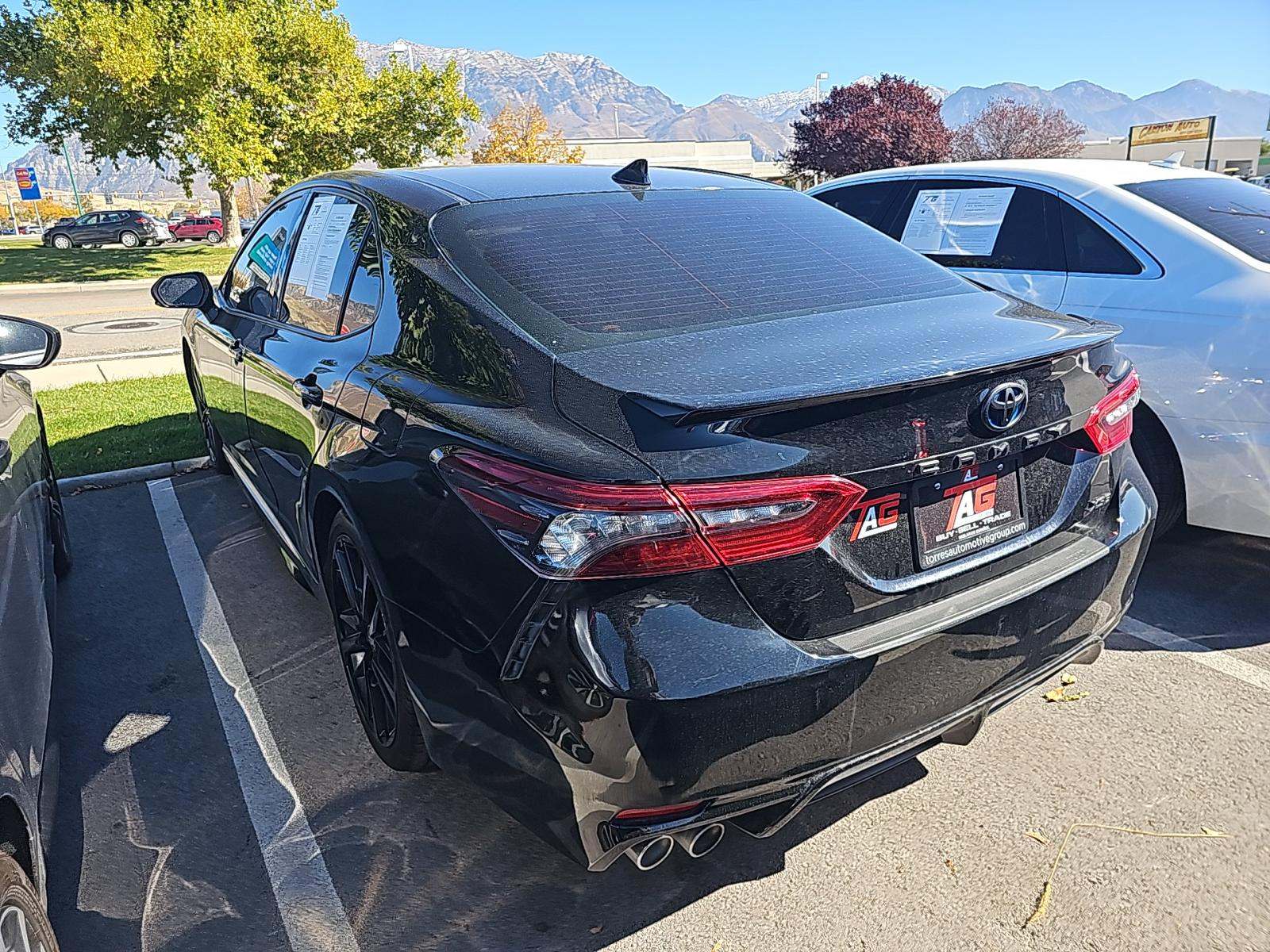 2022 Toyota Camry Hybrid XSE FWD