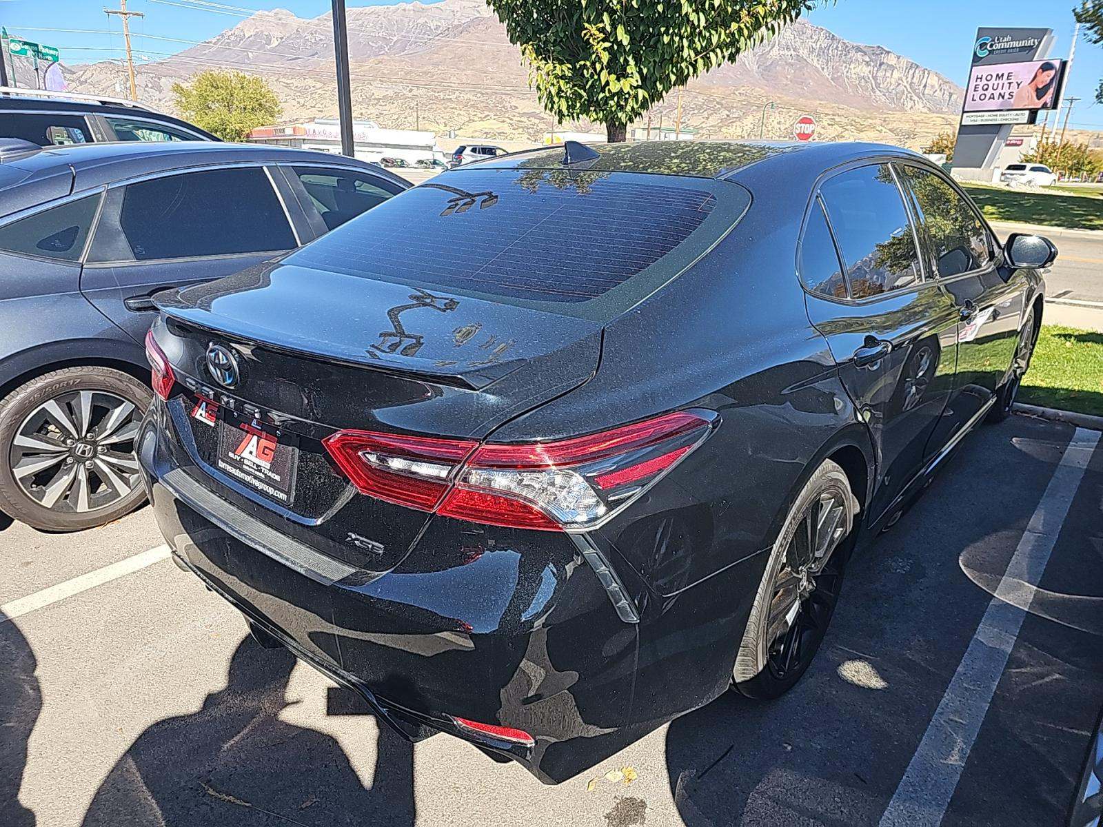 2022 Toyota Camry Hybrid XSE FWD