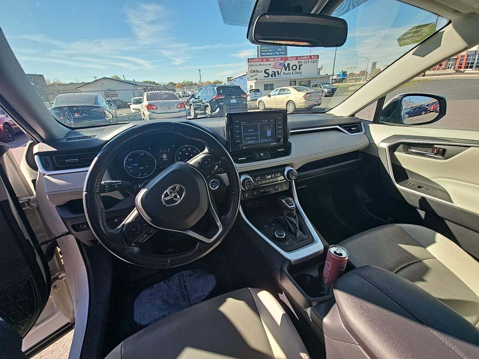 2021 Toyota RAV4 Hybrid XLE Premium AWD