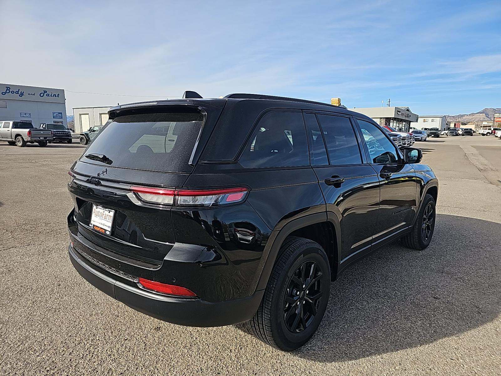 2024 Jeep Grand Cherokee Altitude X AWD