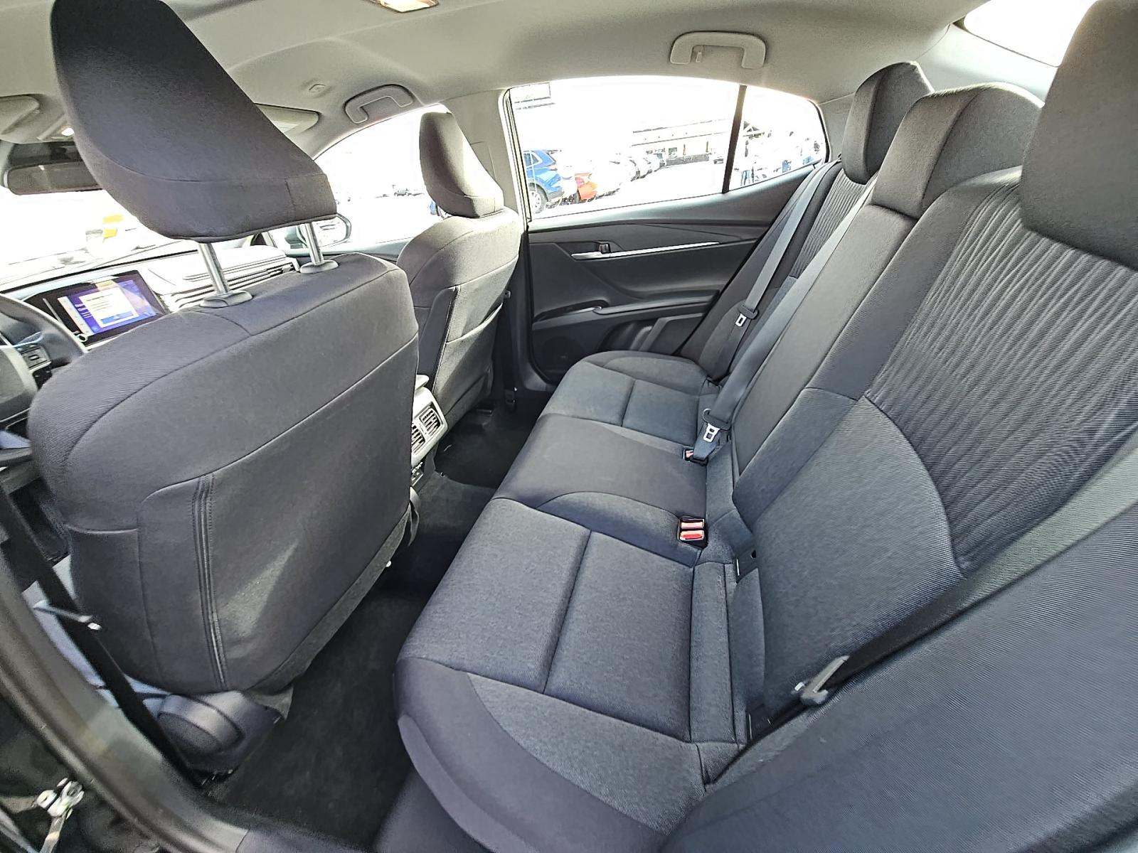 2025 Toyota Camry LE FWD