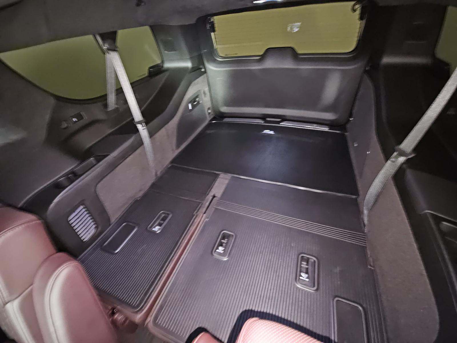 2023 Cadillac Escalade ESV Sport Platinum AWD