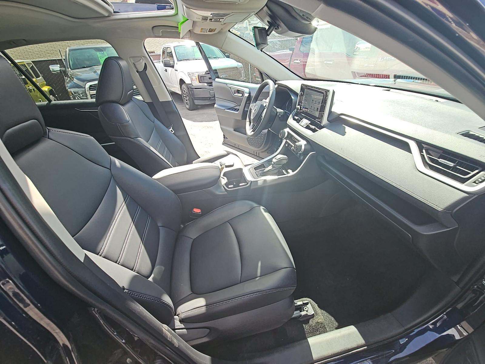 2024 Toyota RAV4 XLE Premium FWD