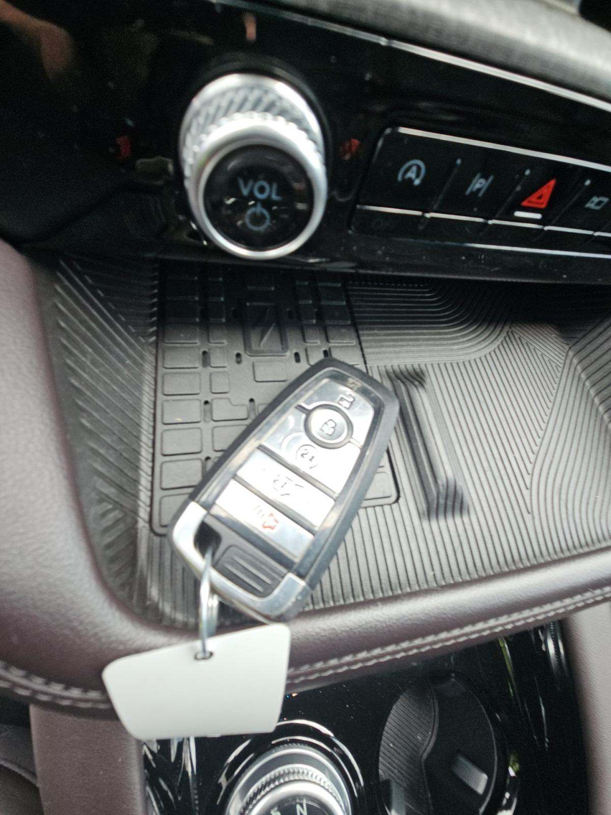 FORD EXPLORER - 8