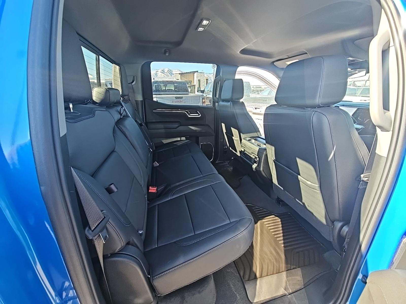 2025 Chevrolet Silverado 1500 RST AWD