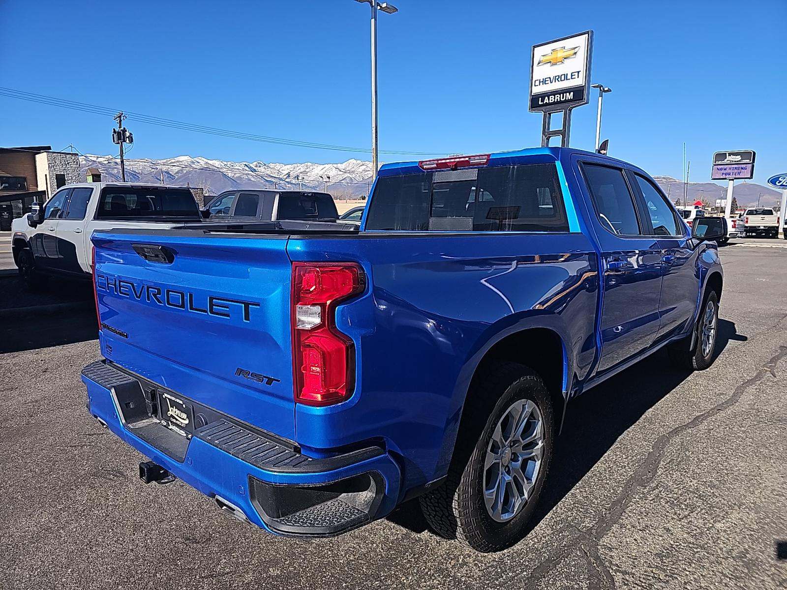 2025 Chevrolet Silverado 1500 RST AWD