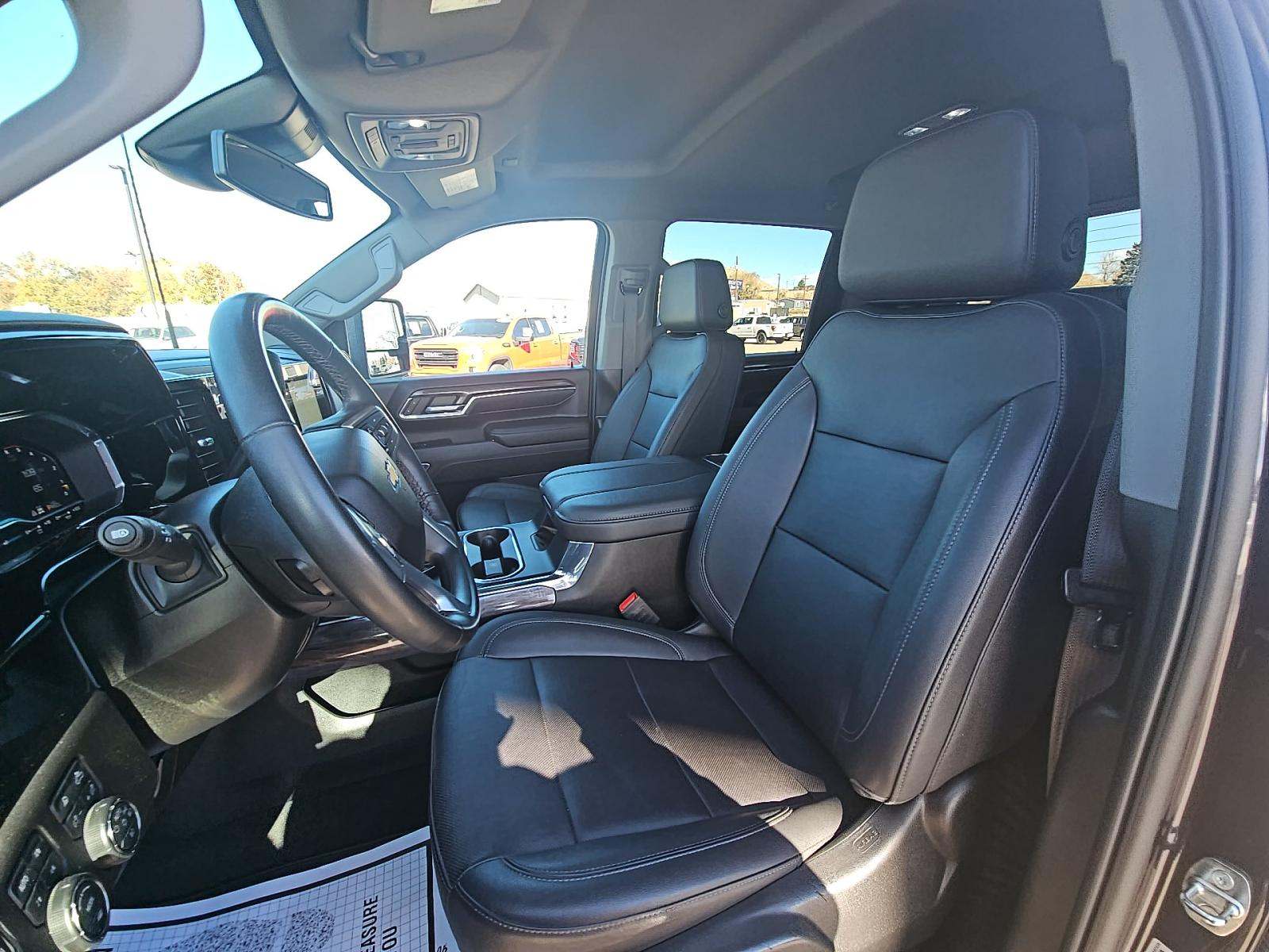 2024 Chevrolet Silverado 3500HD LTZ AWD