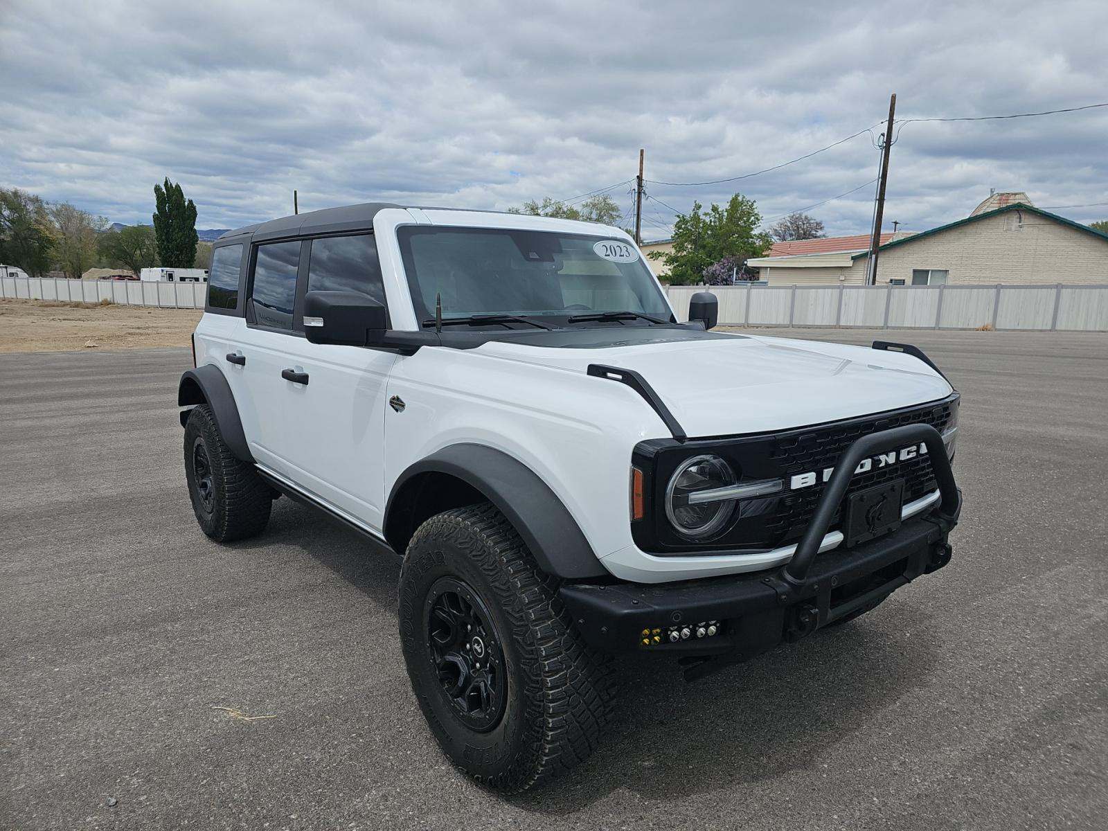 FORD BRONCO - 4