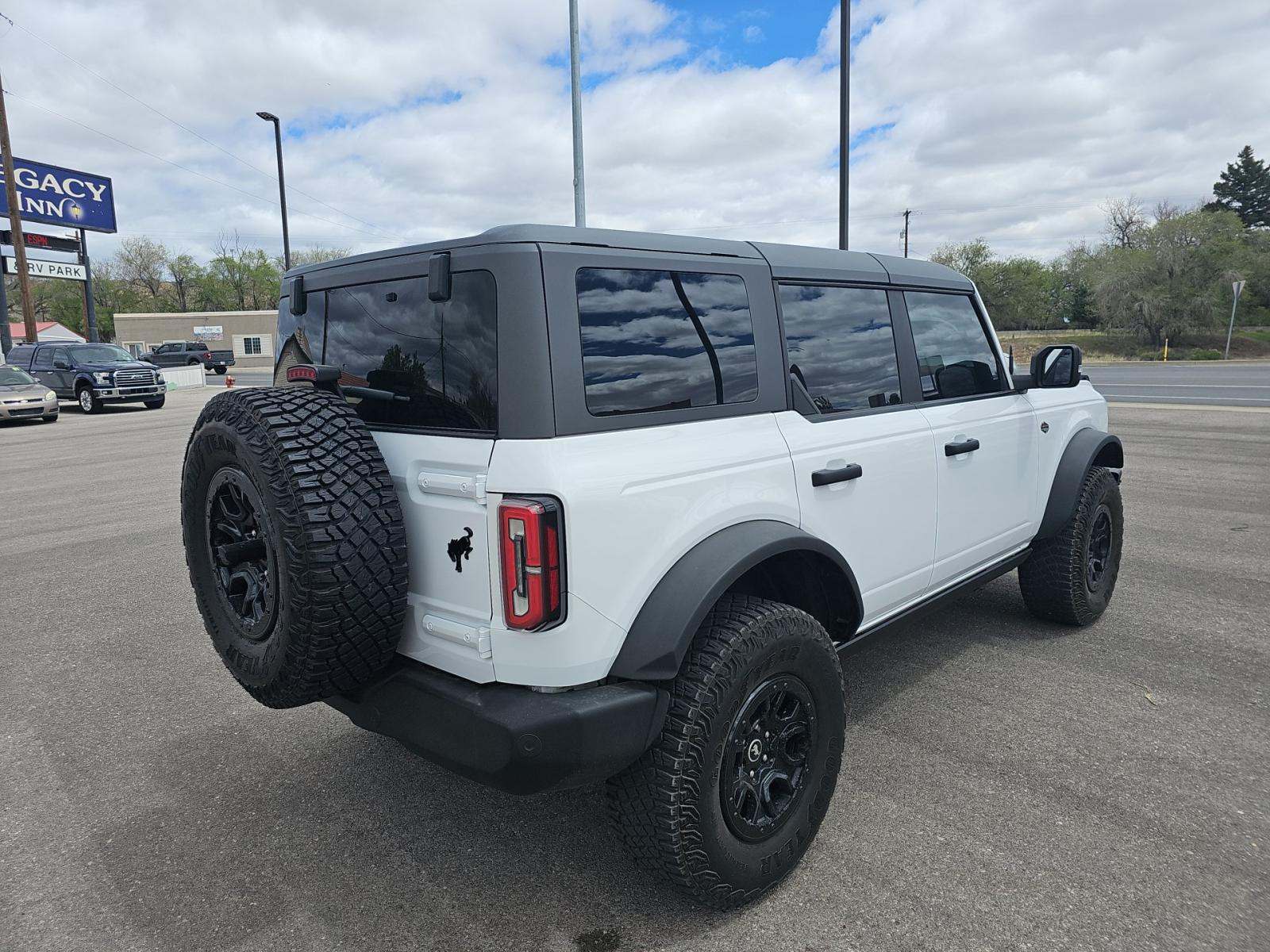 FORD BRONCO - 3