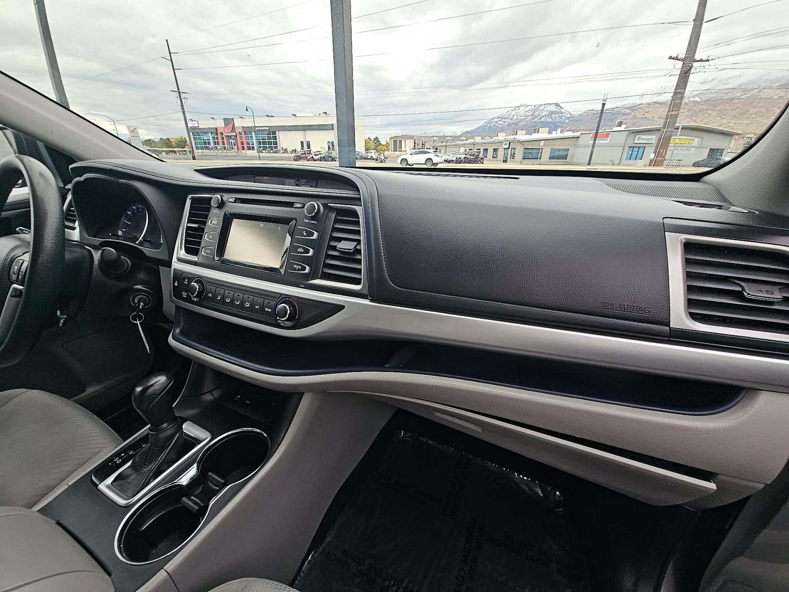 2018 Toyota Highlander LE FWD