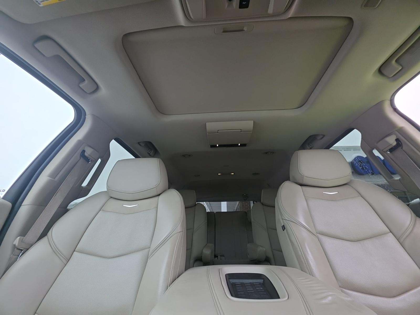 2016 Cadillac Escalade Luxury AWD