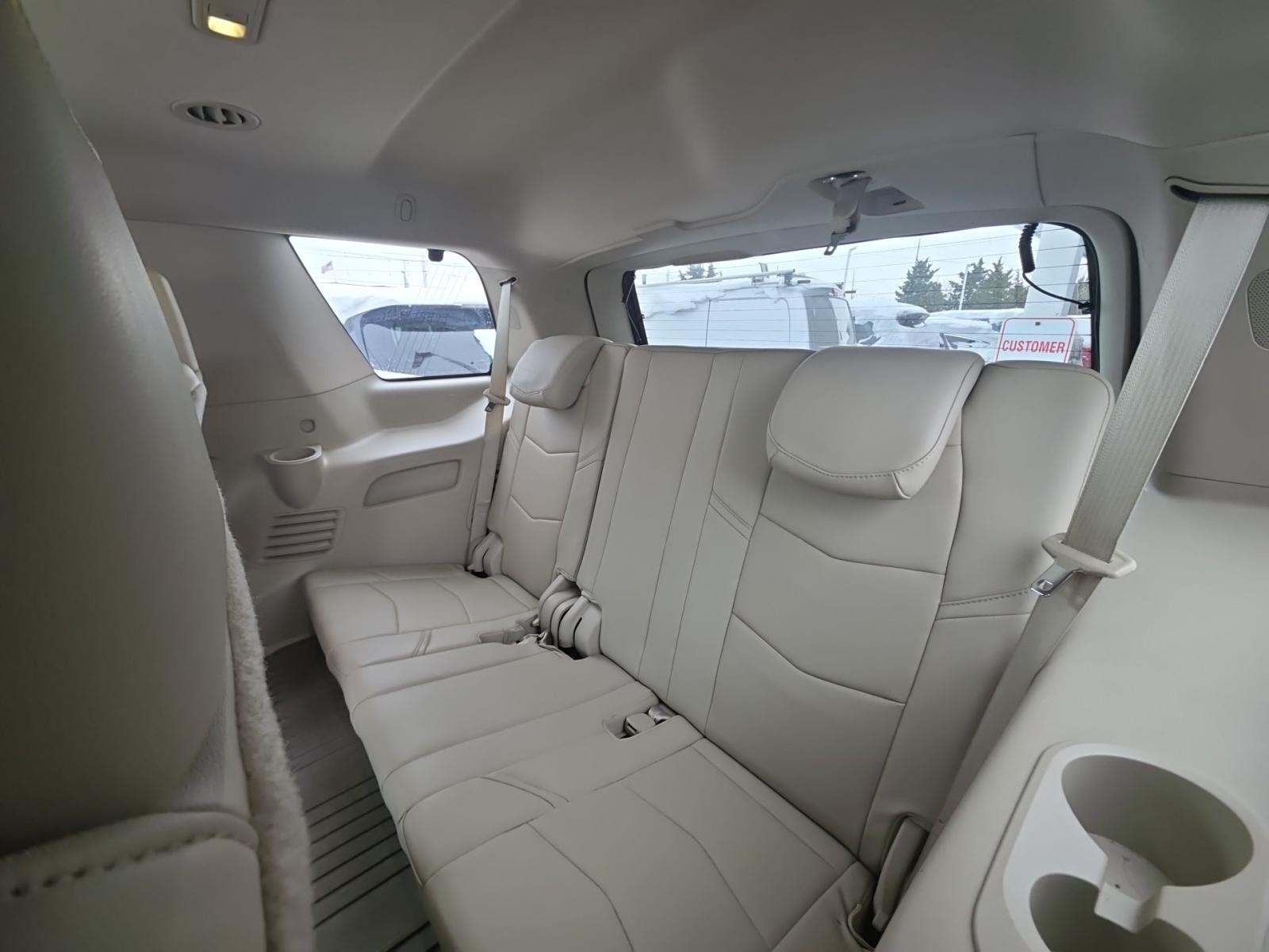 2016 Cadillac Escalade Luxury AWD