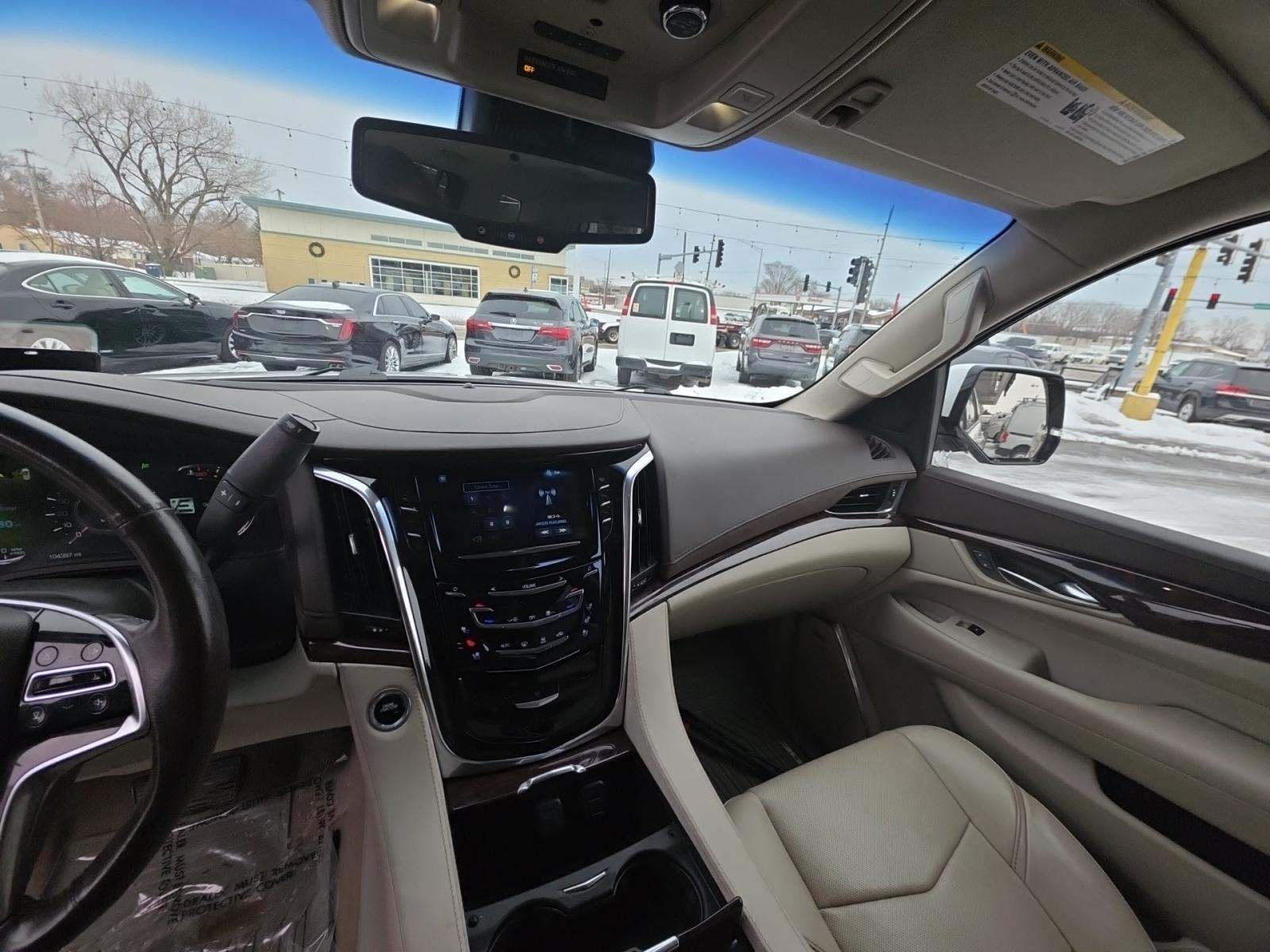 2016 Cadillac Escalade Luxury AWD