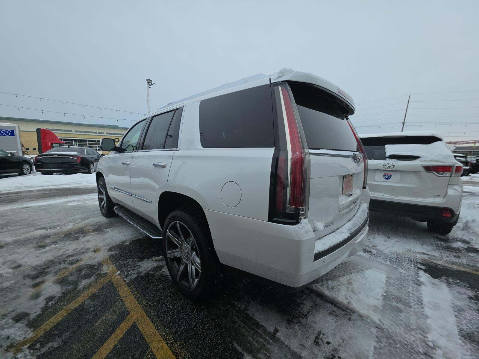 2016 Cadillac Escalade Luxury AWD
