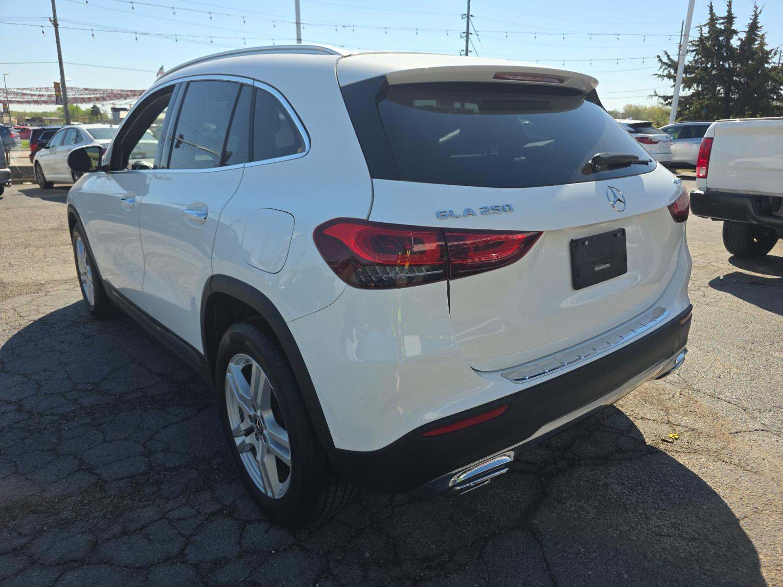 MERCEDES-BENZ GLA-CLASS - 2