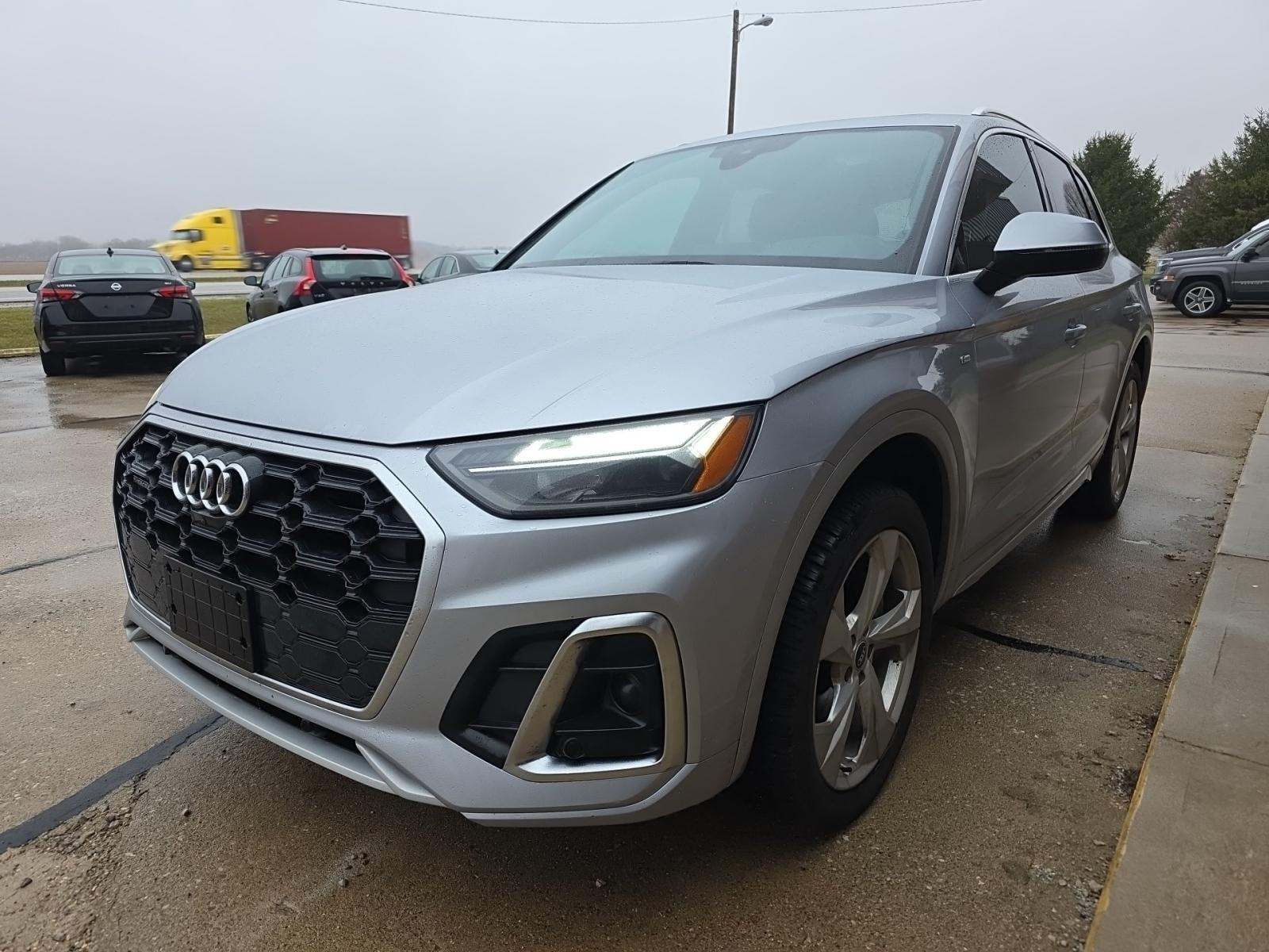 2022 Audi Q5 S line Premium Plus AWD